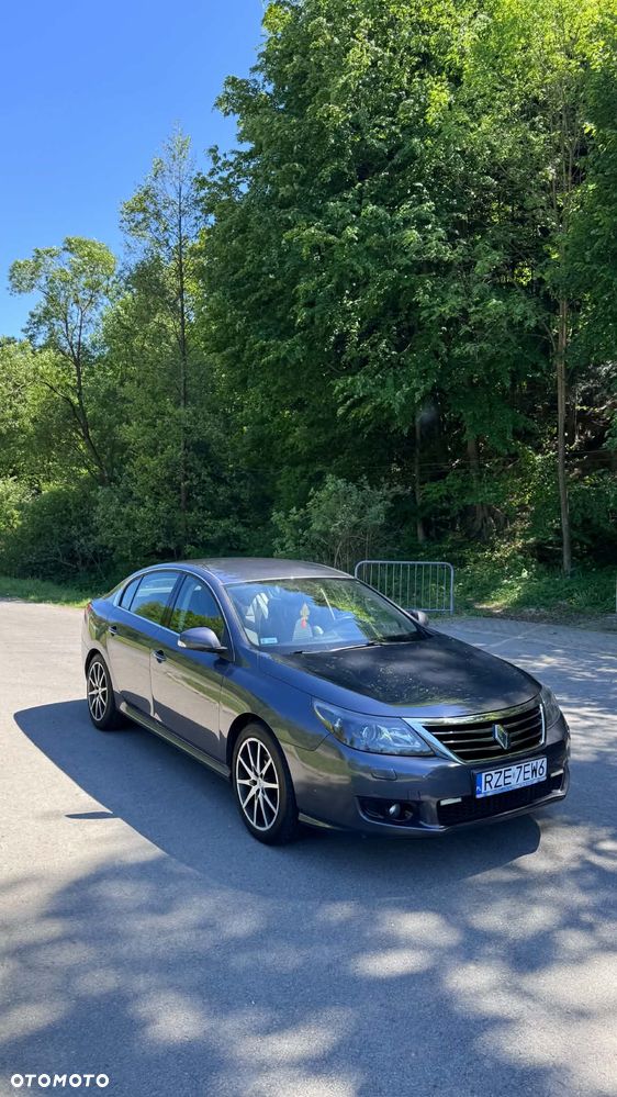 Renault Latitude 2.0 dCi Privilege - 1