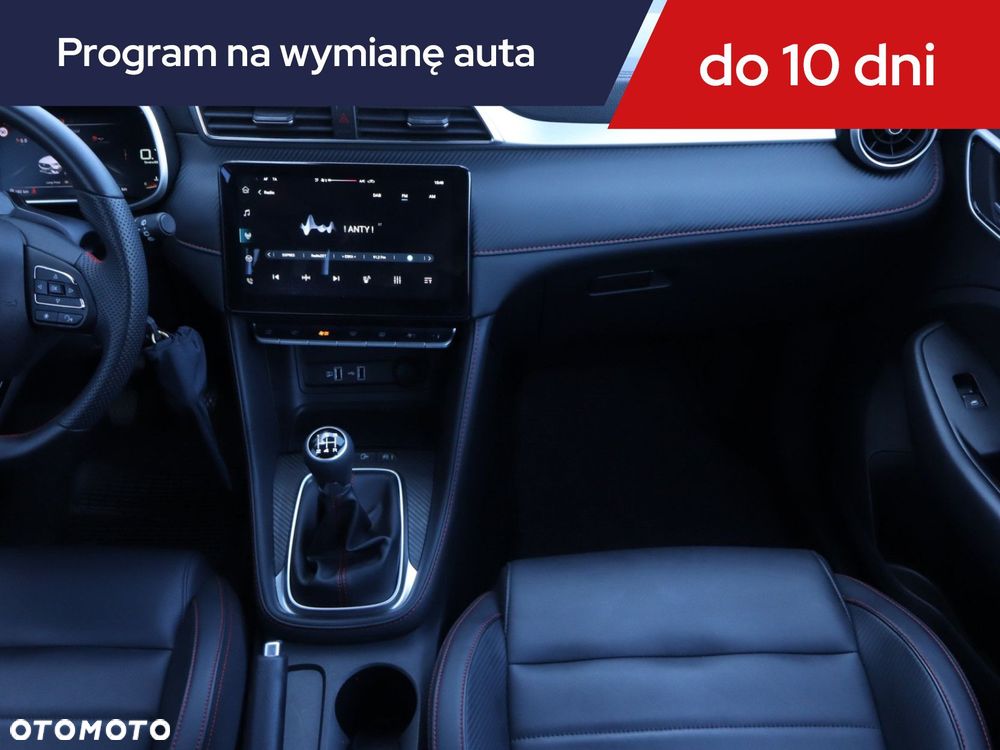 MG ZS - 10