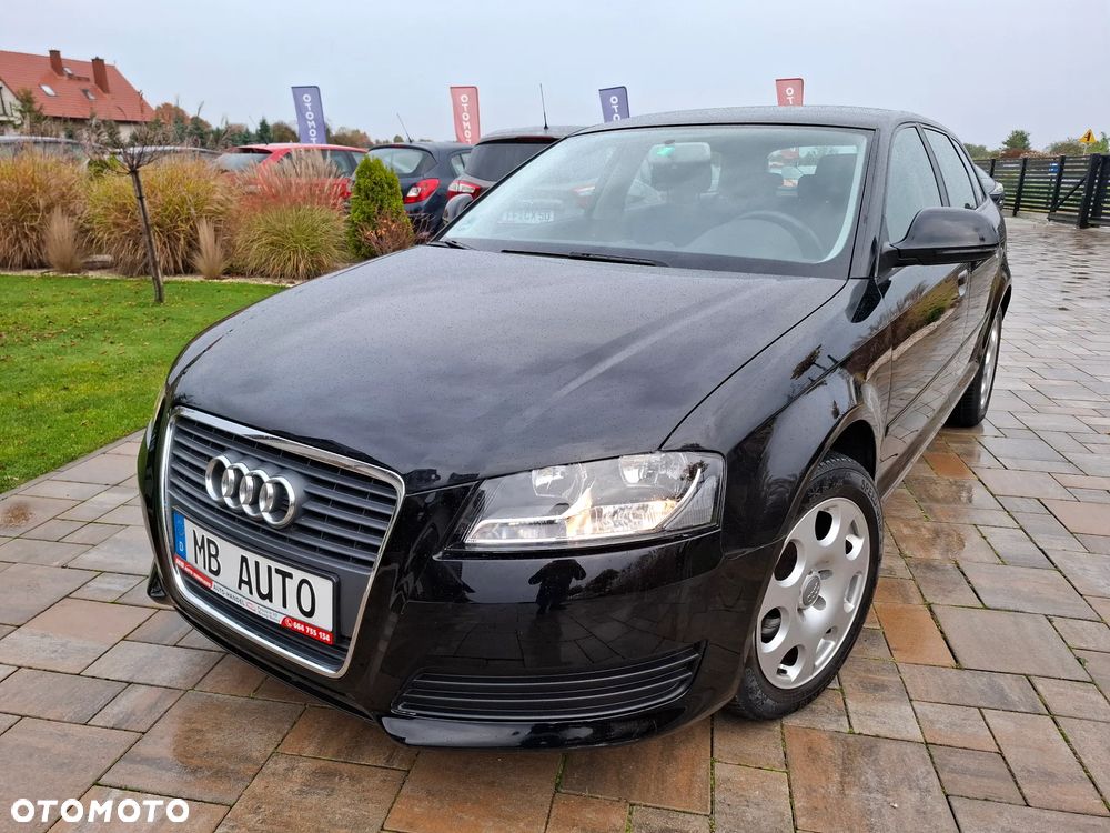 Audi A3 Sportback 1.6 Ambiente - 6