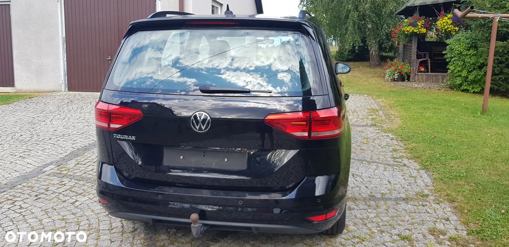 Volkswagen Touran 1.5 TSI EVO Trendline - 4