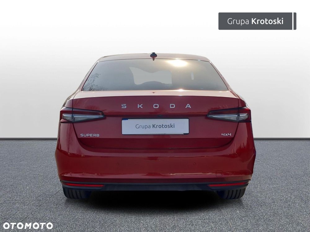 Skoda Superb 2.0 TDI SCR 4x4 Selection DSG - 4