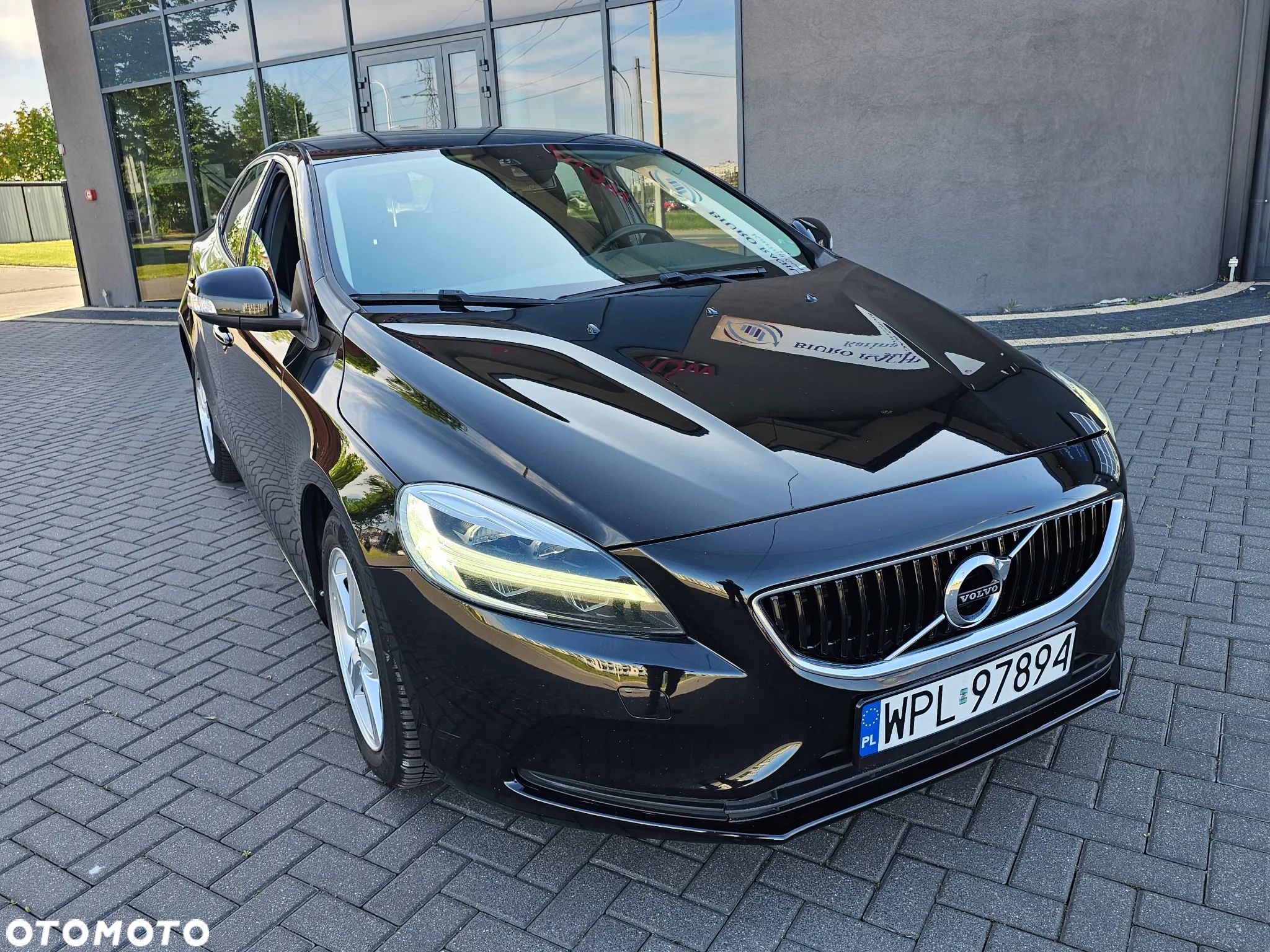 Volvo V40 D2 Drive-E Inscription - 1