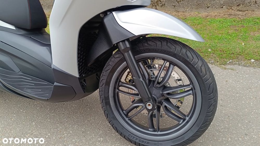 Piaggio Beverly - 13