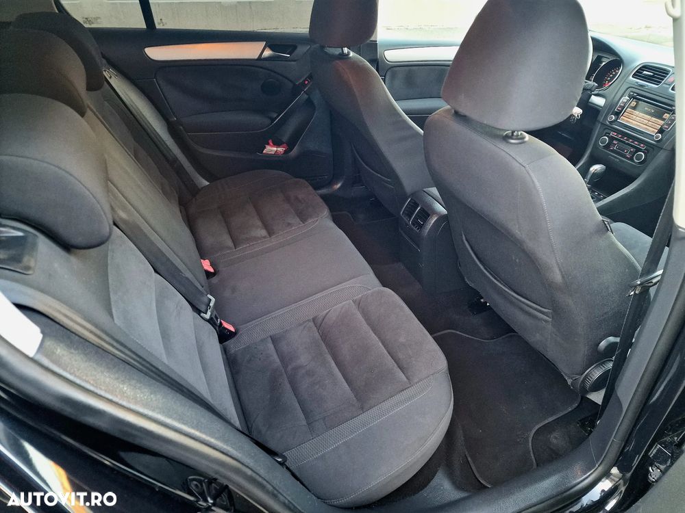 Volkswagen Golf - 18