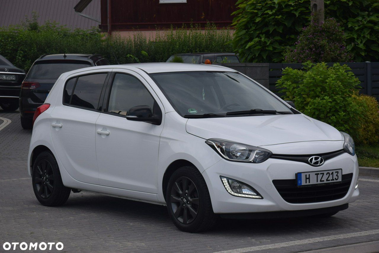 Hyundai i20 1.25 Wersja Jubileuszowa - 1