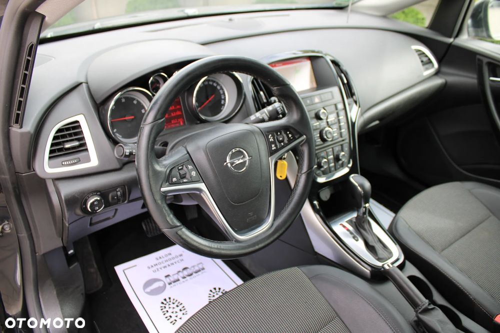 Opel Astra 2.0 CDTI Cosmo - 22