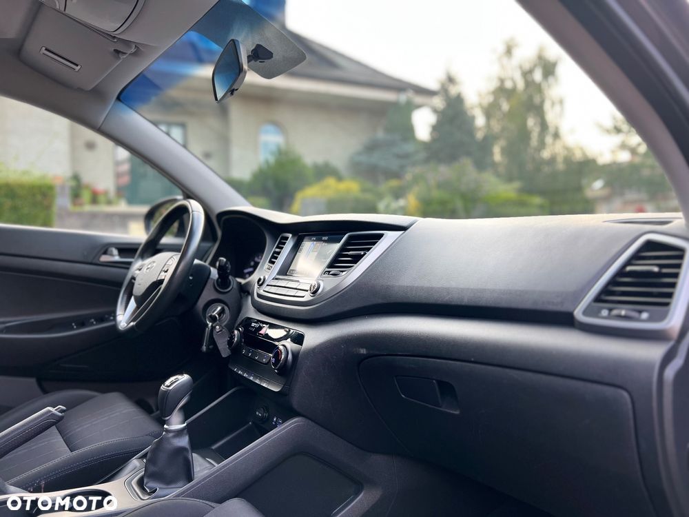 Hyundai Tucson 1.6 GDi 2WD Select - 28