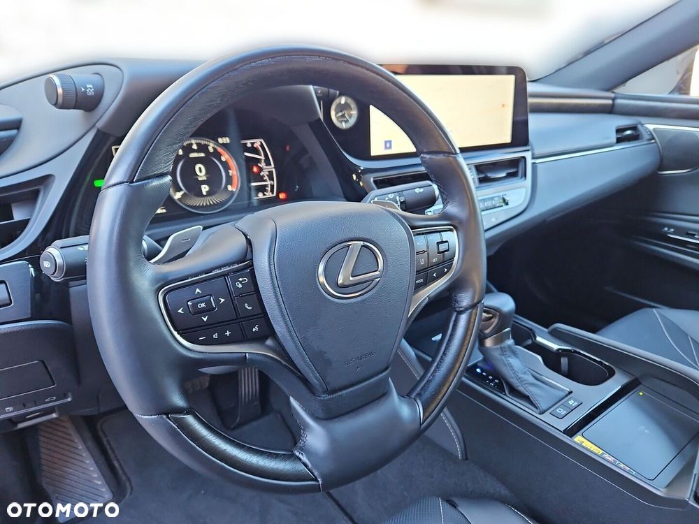 Lexus ES 300h Prestige - 15