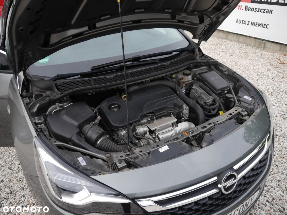 Opel Astra 1.4 Turbo Business - 23