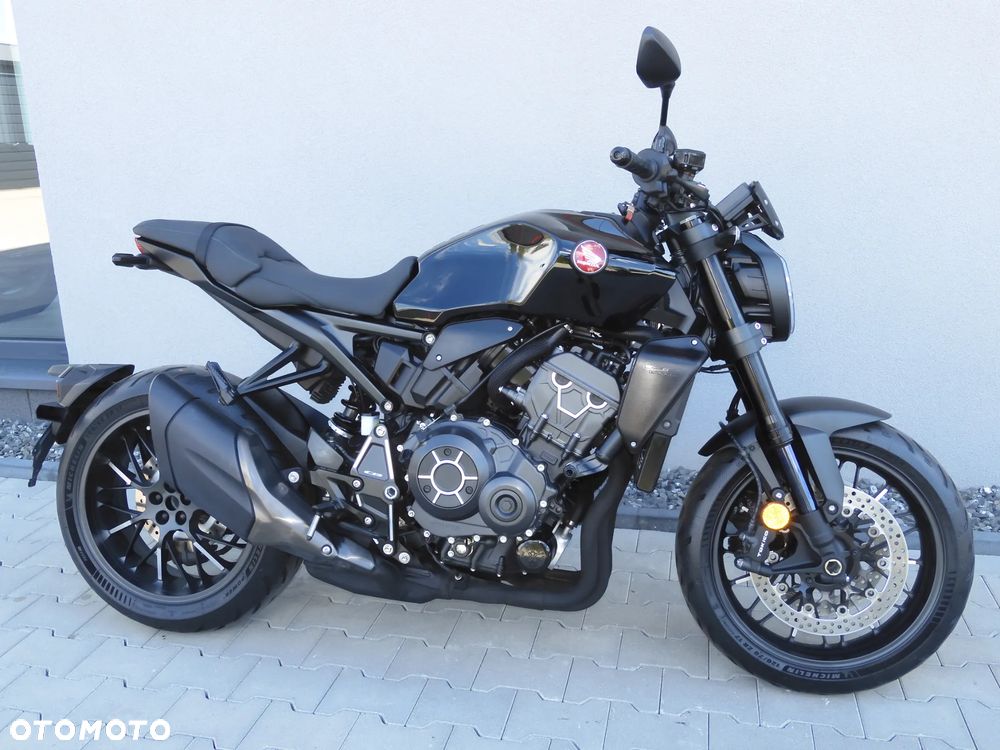 Honda CB - 3