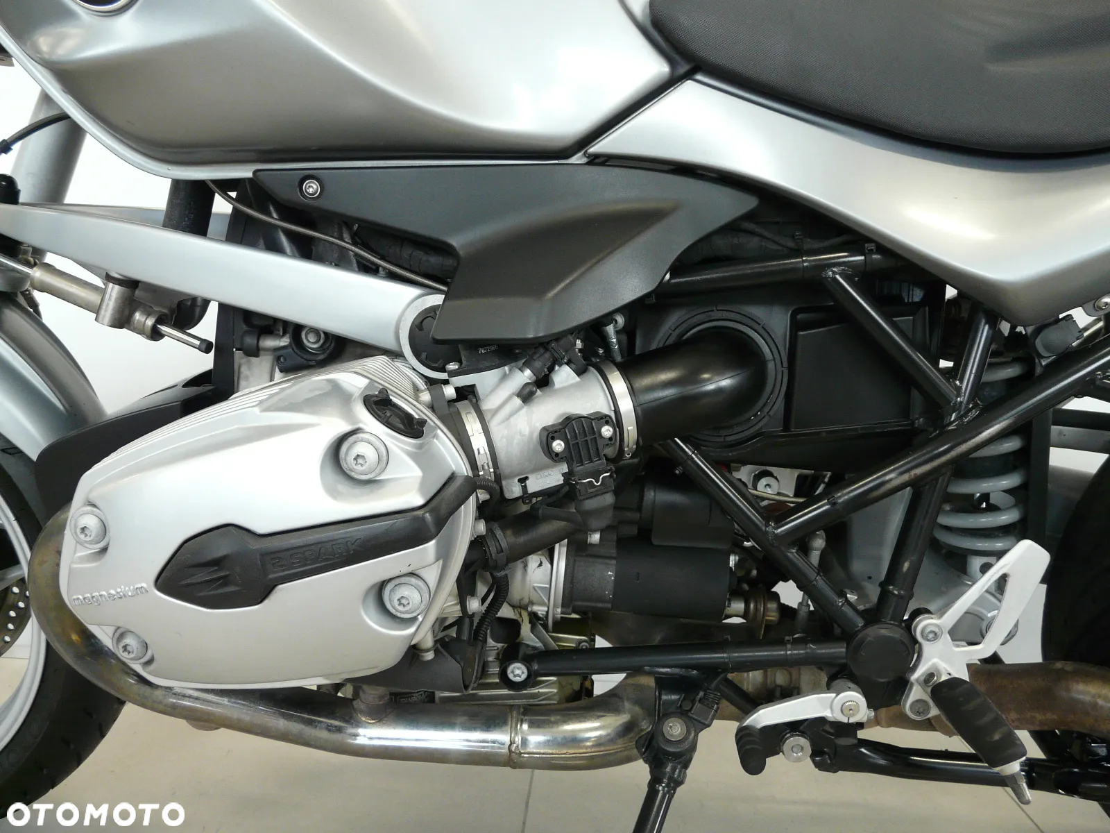 BMW R - 19