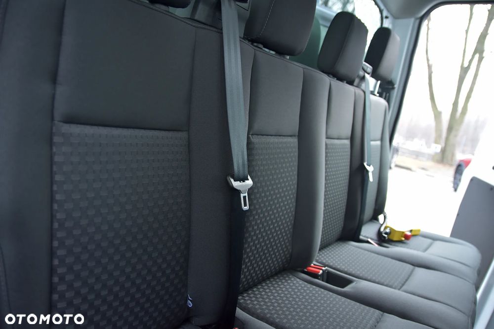 Ford Transit 2.0 EcoBlue 165KM M6 RWD TREND 350 WYWROTKA PODWÓJNA KABINA - 32