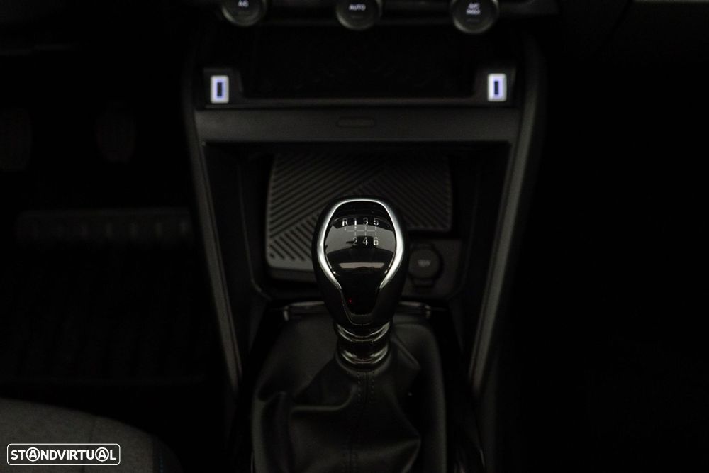 Citroën C4 1.2 PureTech Shine - 27