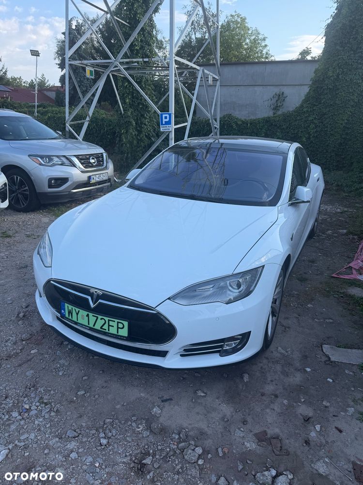 Tesla Model S Long Range Plus - 1
