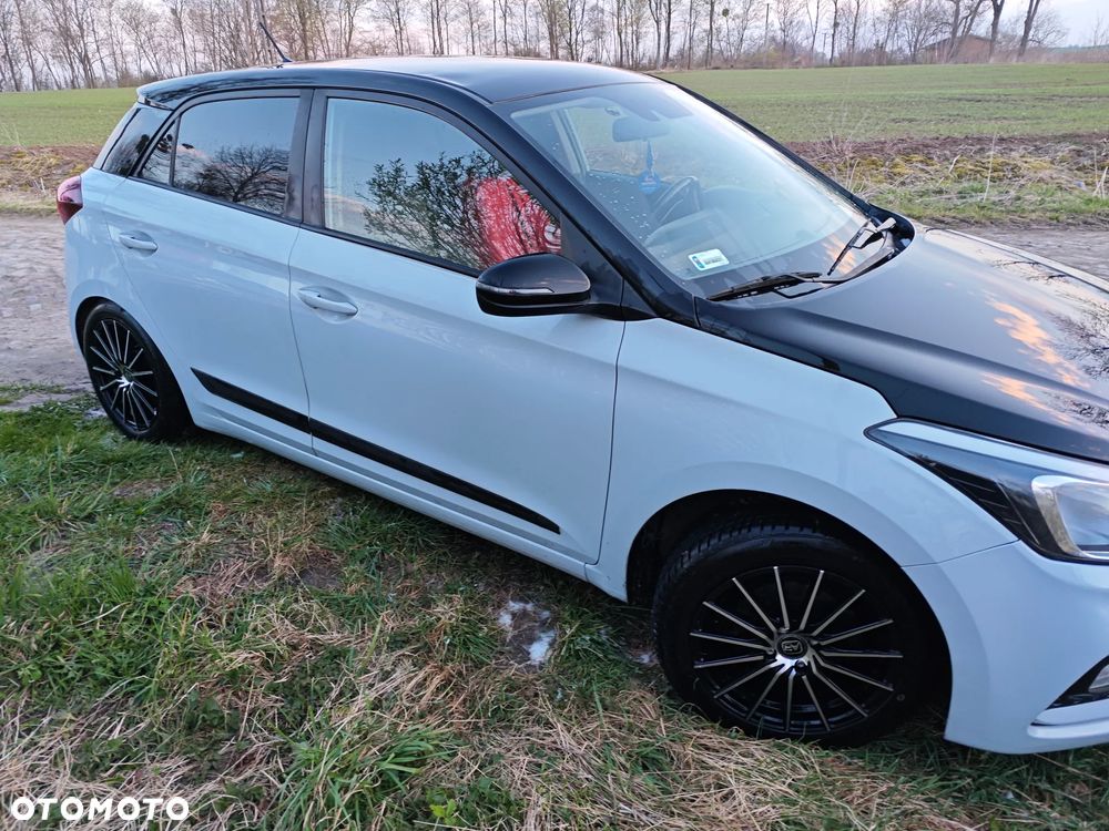 Hyundai i20 1.2 Comfort - 11