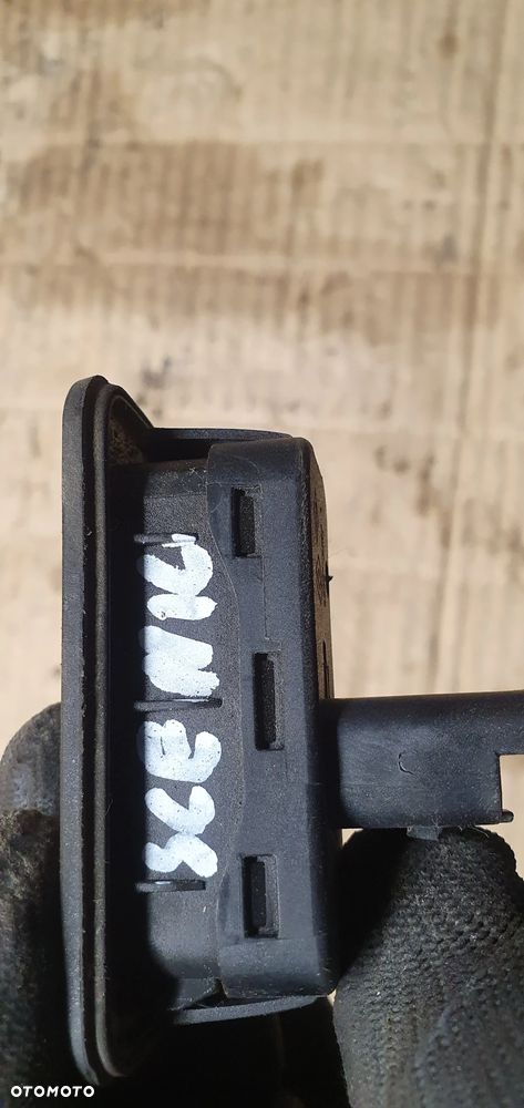 Klamka mikrostyk przycisk klapy bagażnika Renault Scenic II 8200076256B - 4