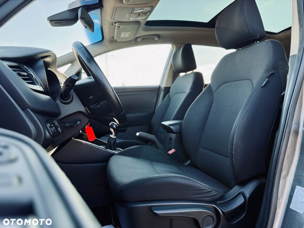 Kia Carens 1.7 CRDi L - 25