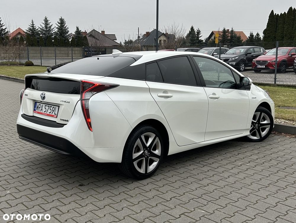 Toyota Prius Hybrid Comfort - 23