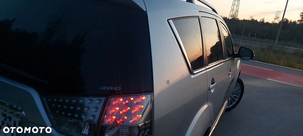 Mitsubishi Outlander 2.4 Intense + EU5 CVT - 28