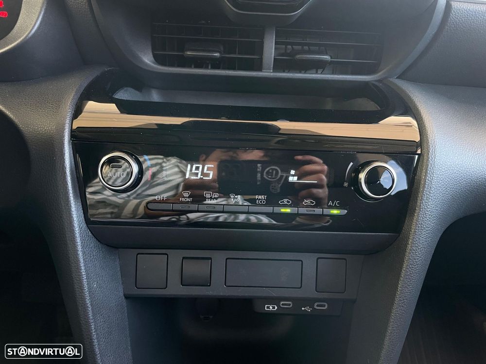 Toyota Yaris Cross 1.5 HDF Comfort Plus - 20