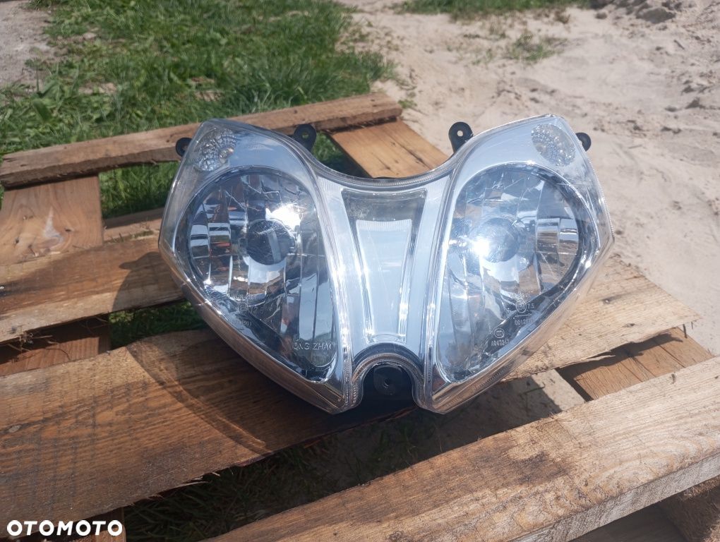 Lampa przód przednia Kingway skuter QM 125T – 10R A2 - 1