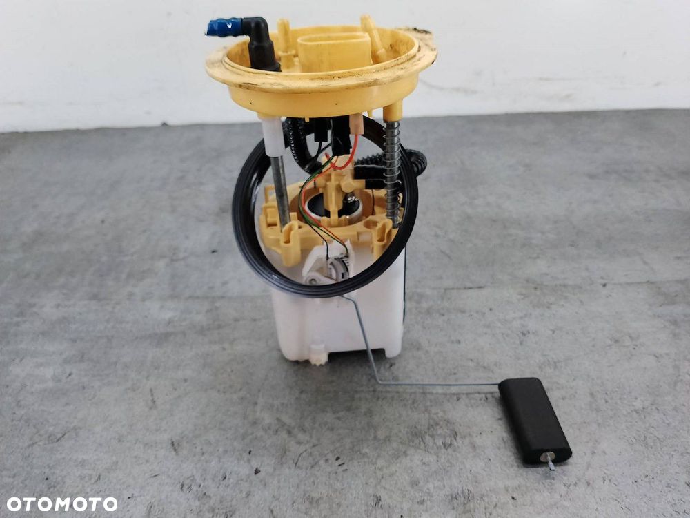 POMPA PALIWA VW PASSAT B6 7.07795.40.0 2.0 TDI - 1