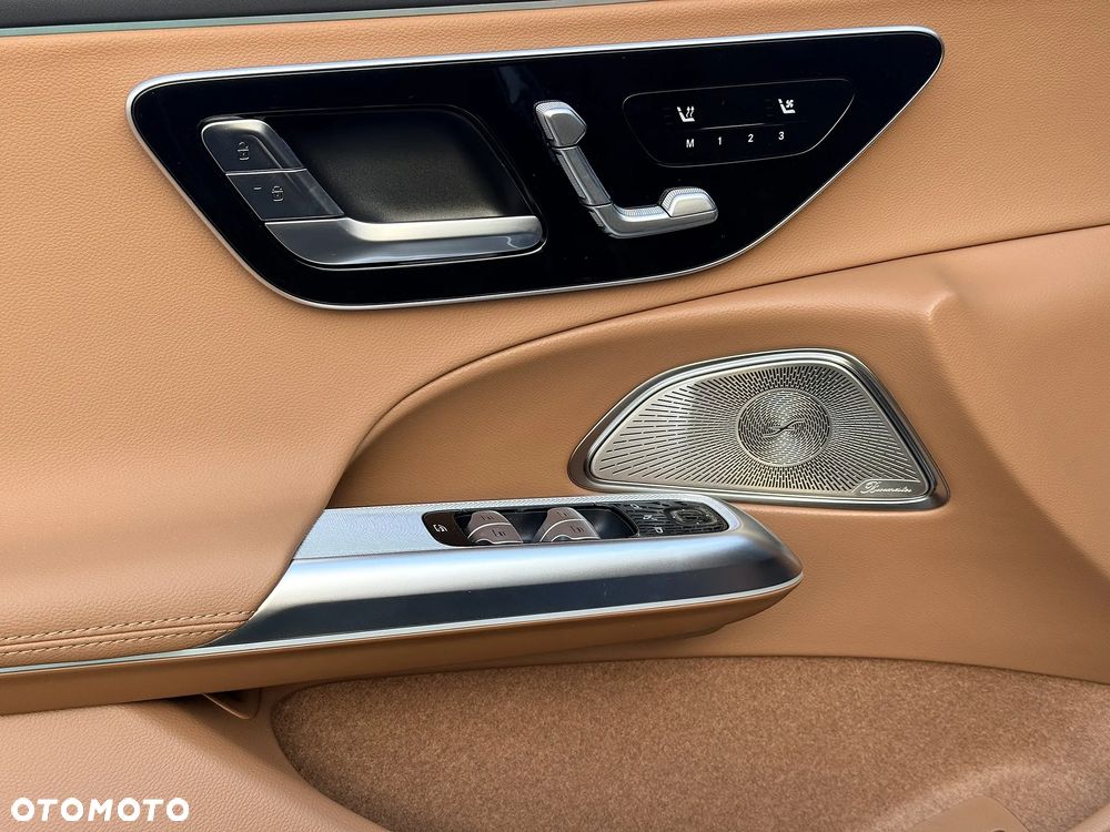 Mercedes-Benz Klasa E - 16