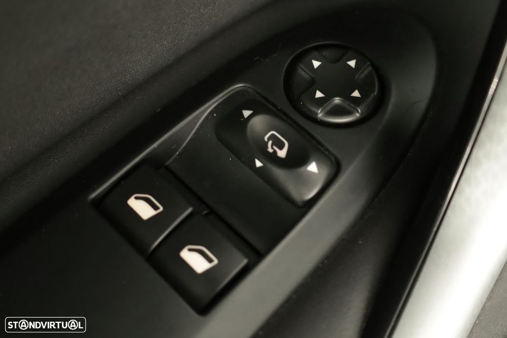 DS DS4 Crossback 1.6 BlueHDi Connected Chic EAT6 - 20