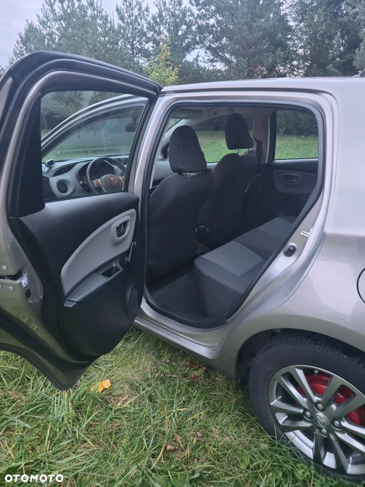 Toyota Yaris - 18