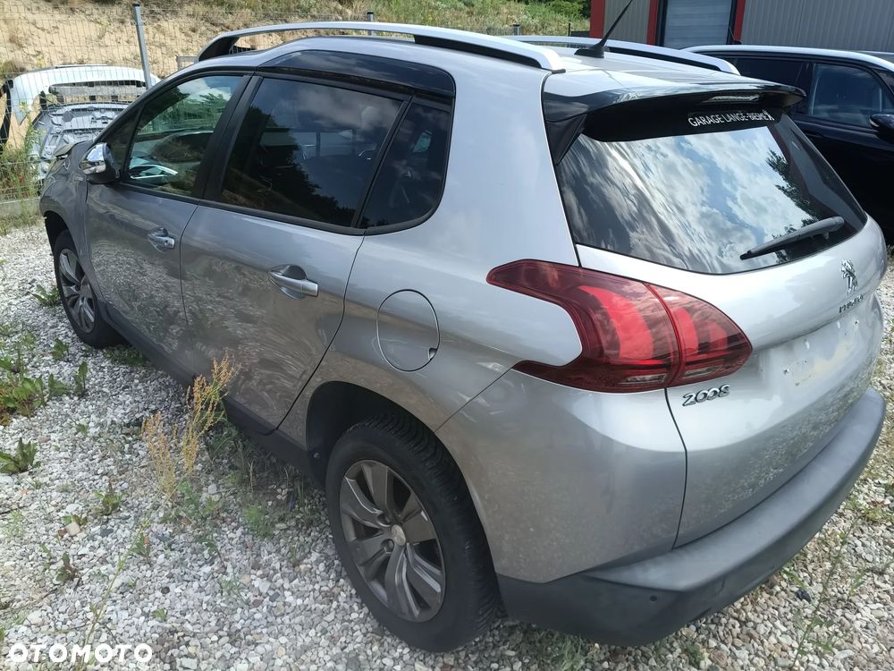 Peugeot 2008 BlueHDi 100 STOP & START Style - 1