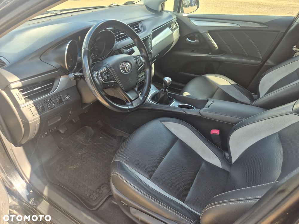 Toyota Avensis 1.8 Prestige - 7