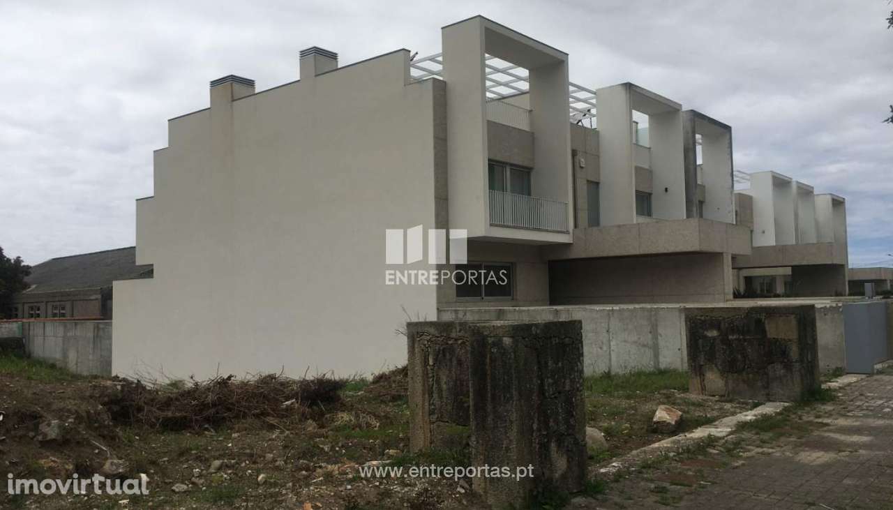 Venda de lote para construção com 249m², Areosa, Viana do Castelo - Grande imagem: 4/30