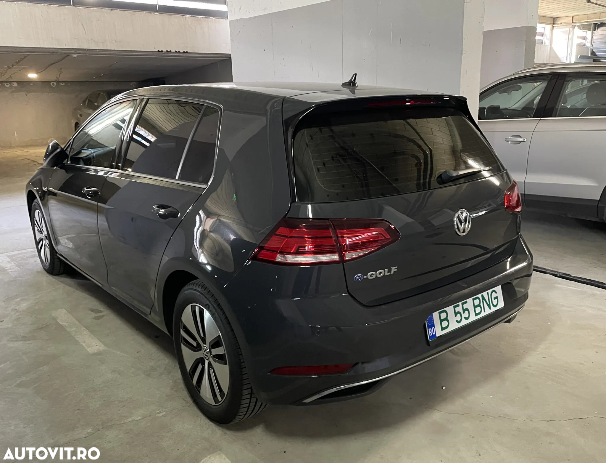Volkswagen e-Golf - 20