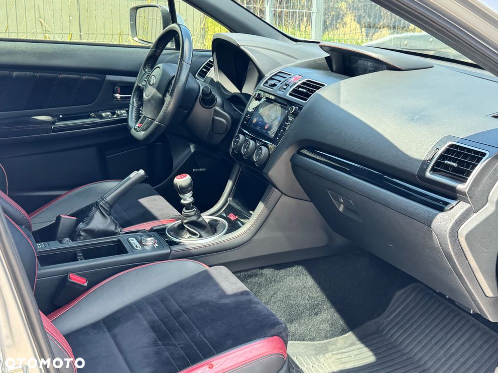 Subaru WRX STI 2.5 Sport - 21