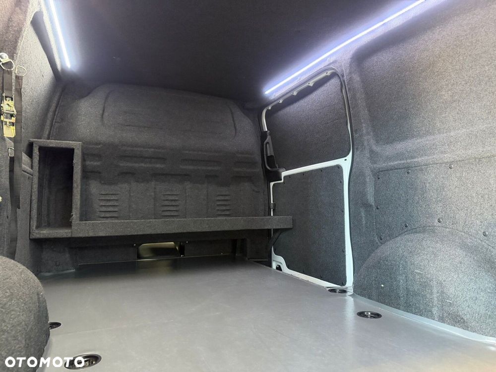 Mercedes-Benz vito - 10
