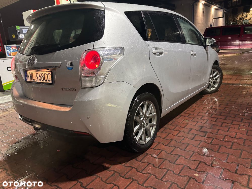 Toyota Verso - 3