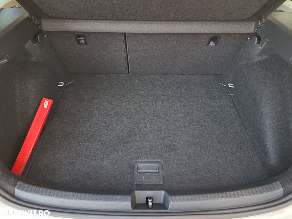 Volkswagen Taigo 1.5 TSI DSG Style - 13