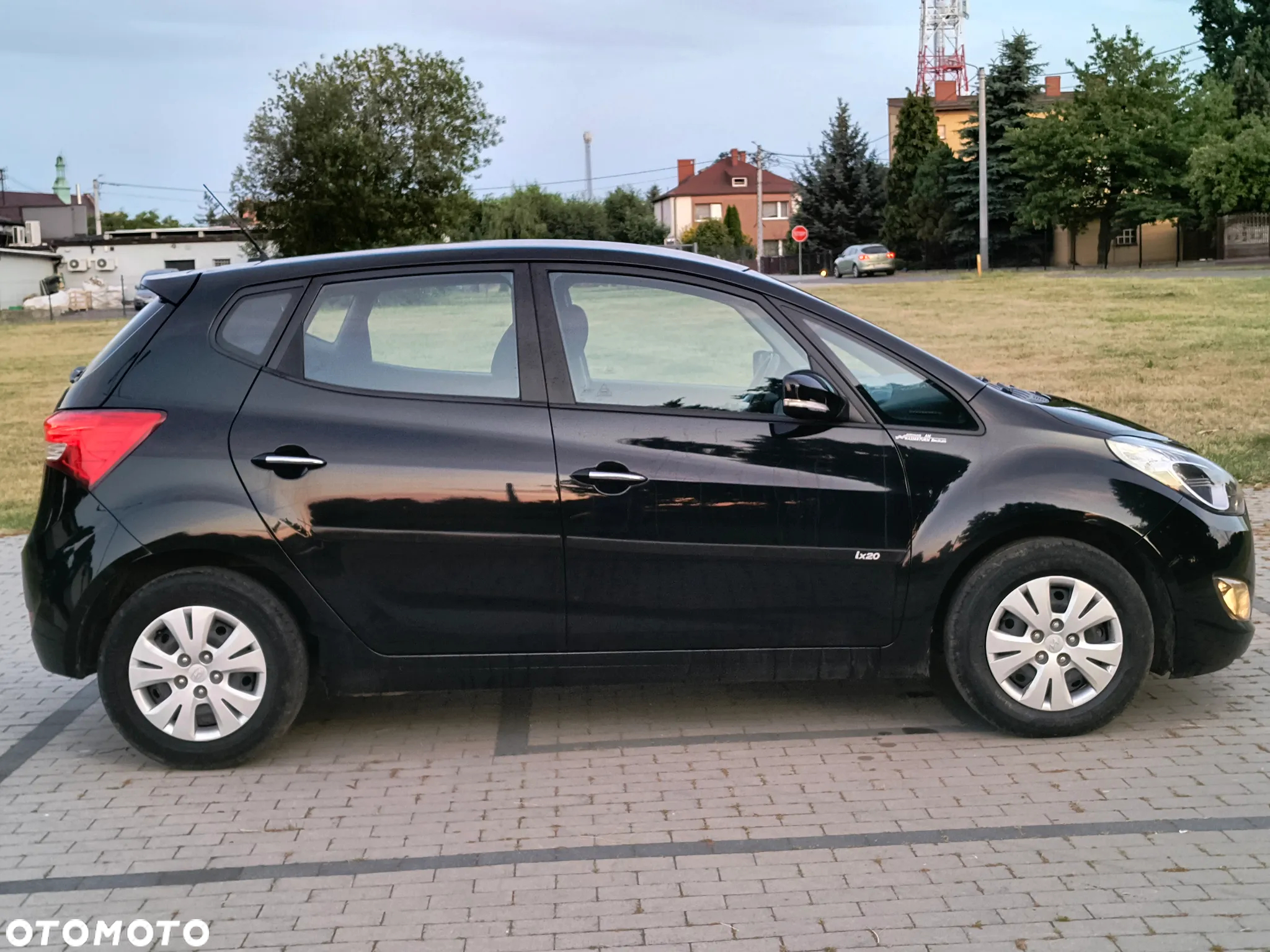 Hyundai ix20 1.4 CRDi Premium blue - 7