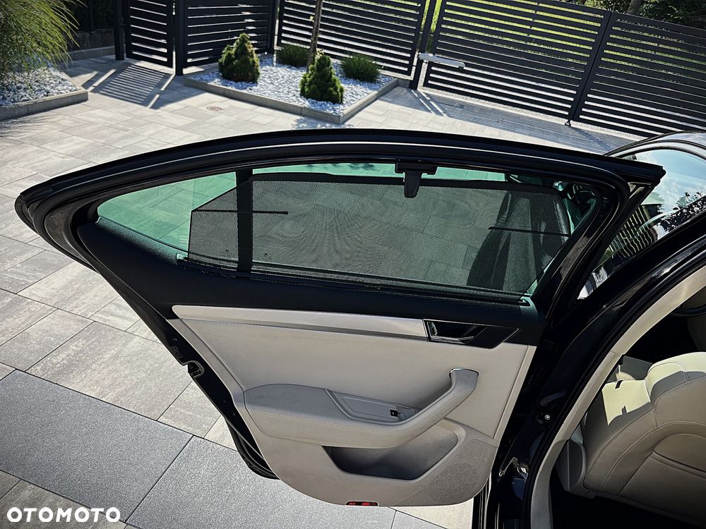 Skoda Superb 2.0 TSI 4x4 Style DSG - 23
