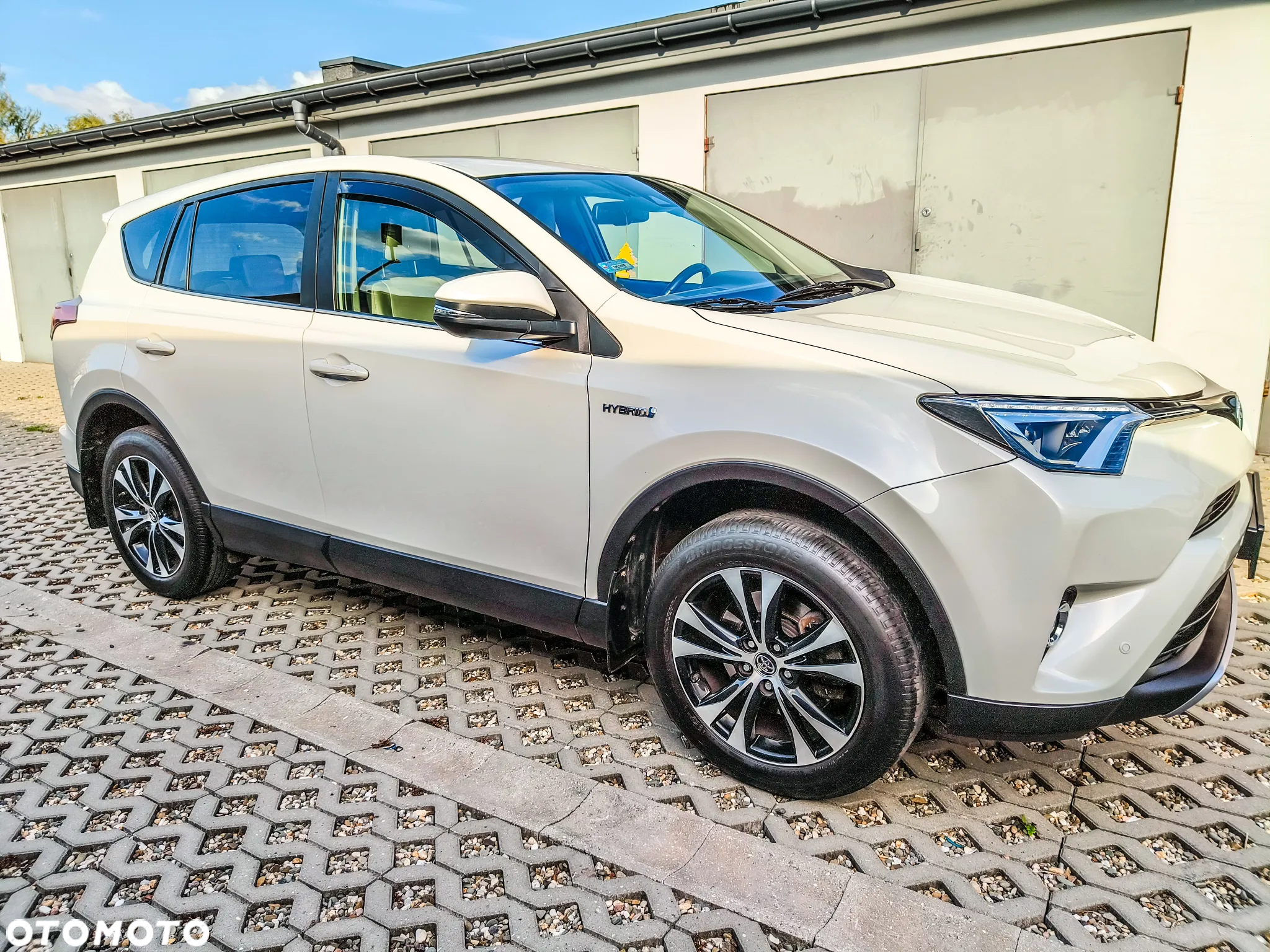 Toyota RAV4 - 3