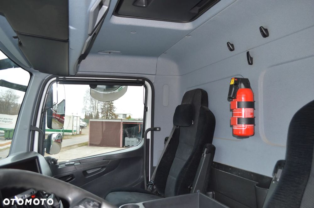 Mercedes-Benz ATEGO  1530 - 11
