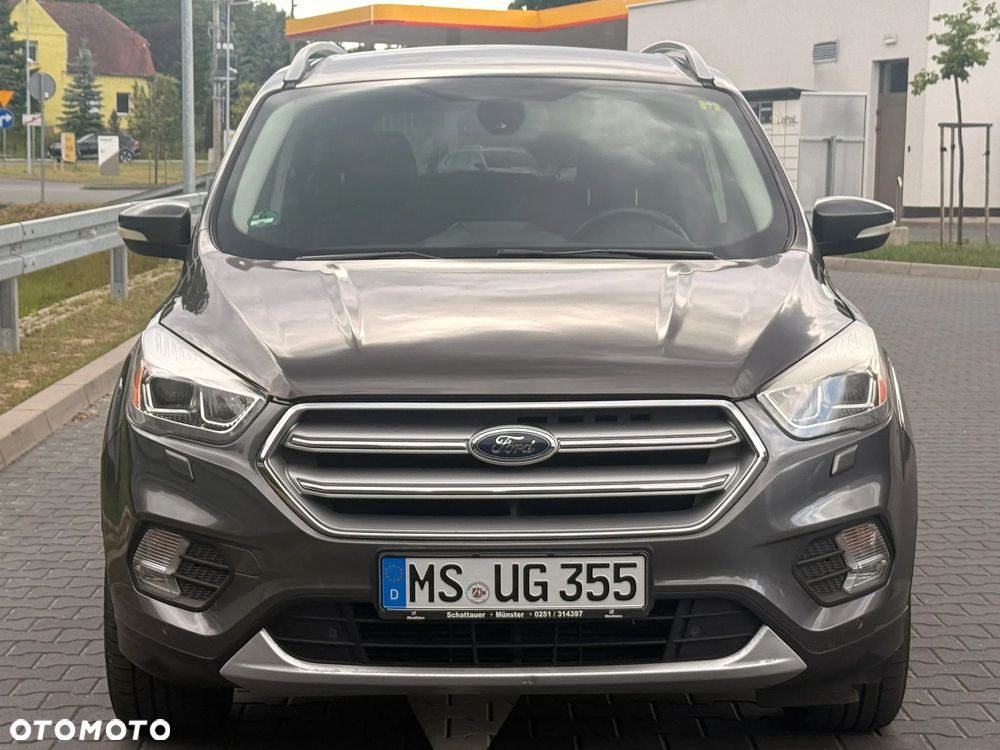 Ford Kuga - 2