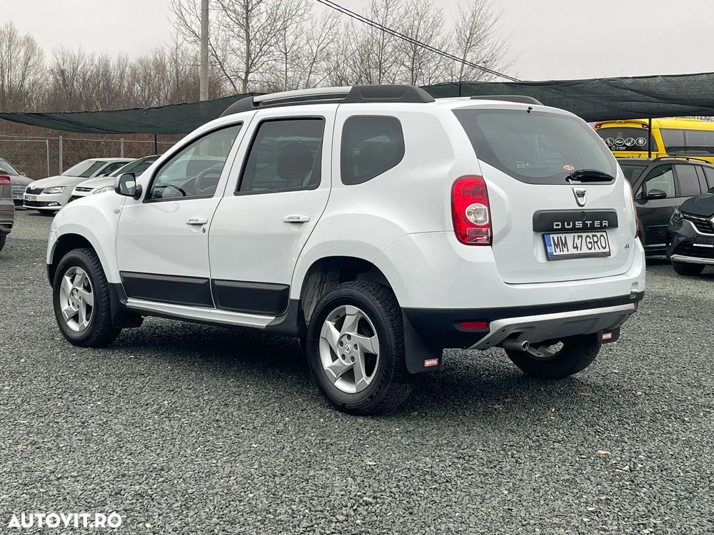 Dacia Duster dCi 110 FAP 4x2 Prestige - 9