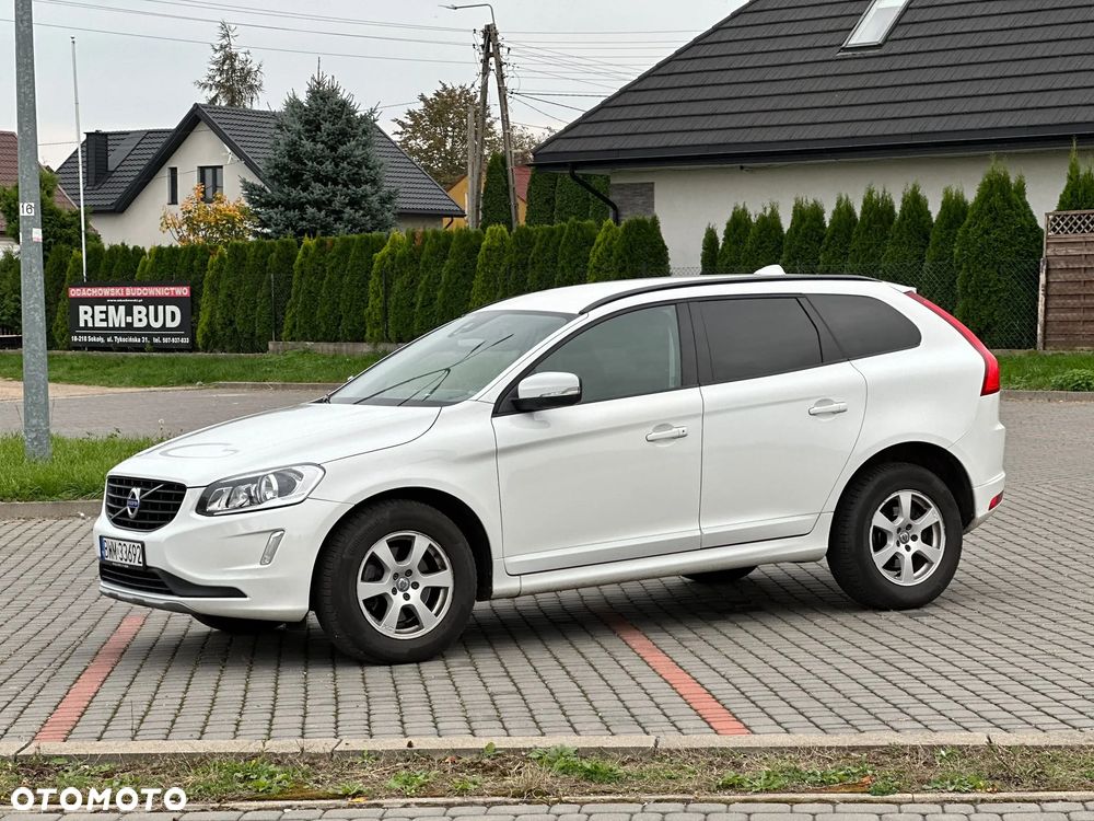 Volvo XC 60 D4 AWD Momentum - 15