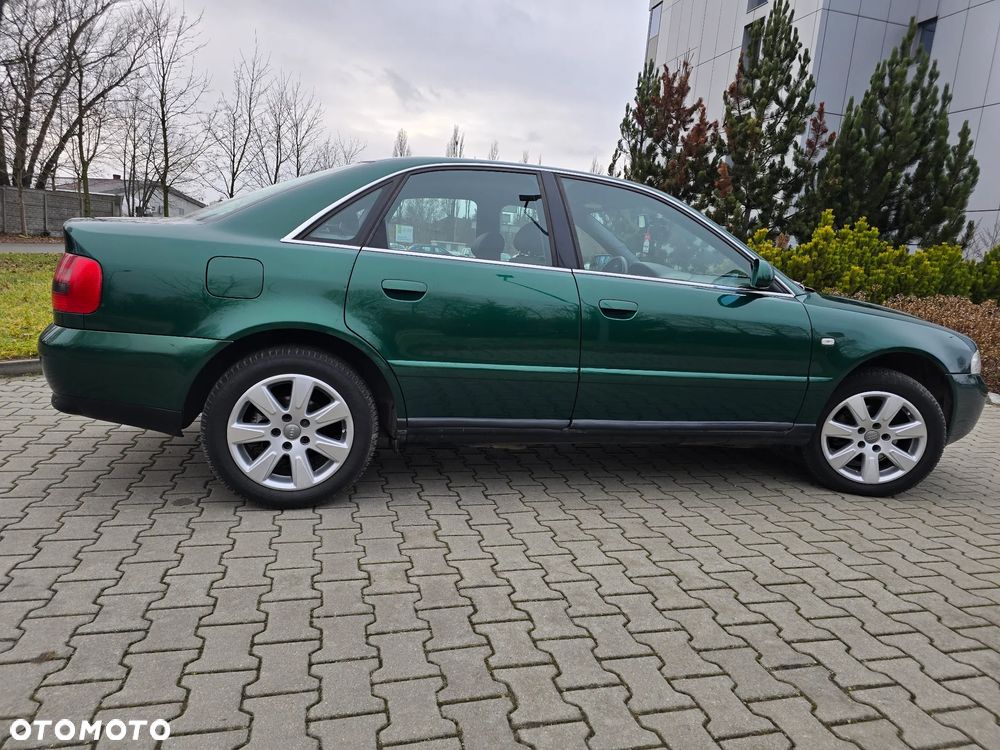 Audi A4 Limousine - 19