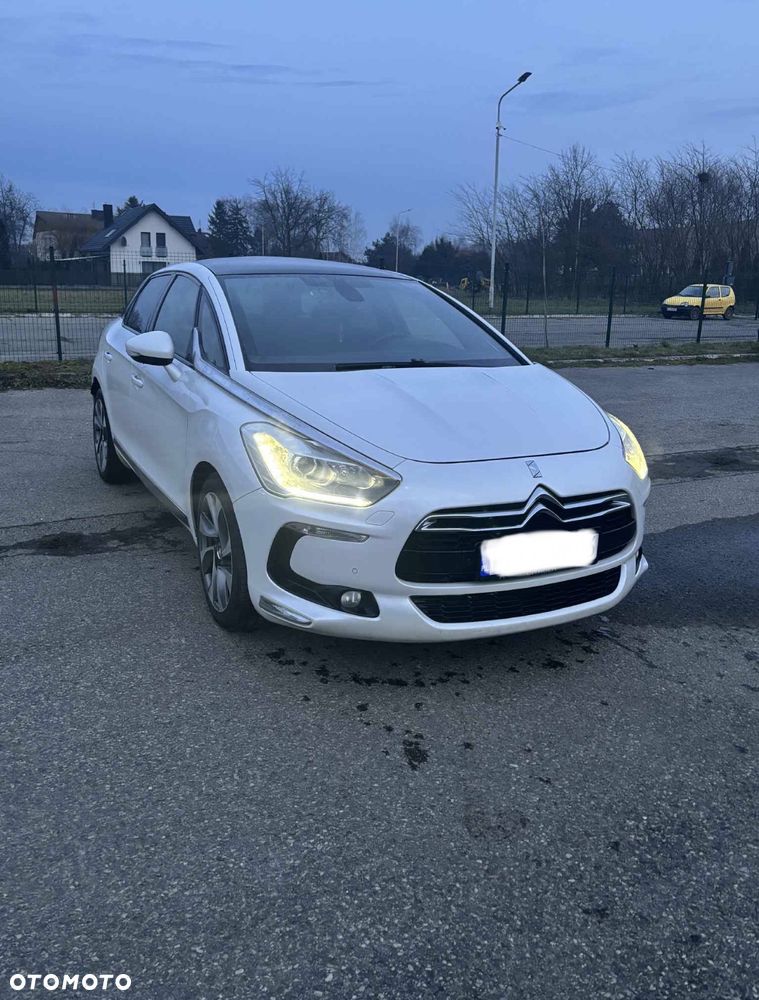 Citroën DS5 HDi 165 SportChic - 1