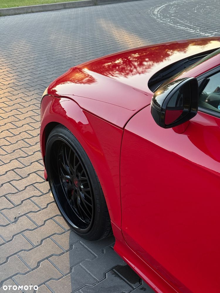 Audi TT S Coupé - 8