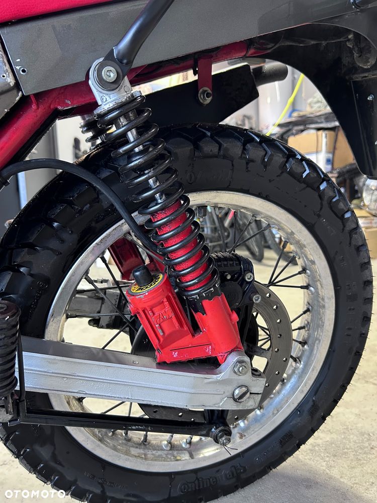 Moto Guzzi Inny - 12