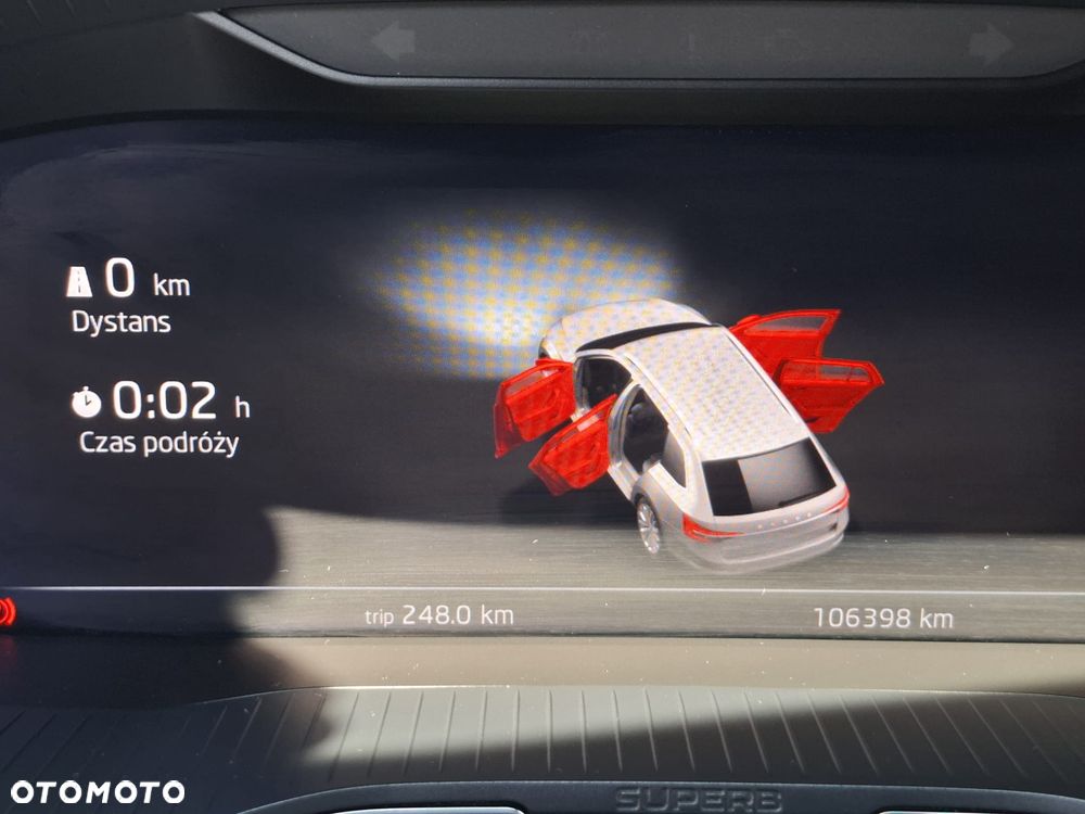 Skoda Superb 2.0 TDI SCR 4x4 Sportline DSG - 4