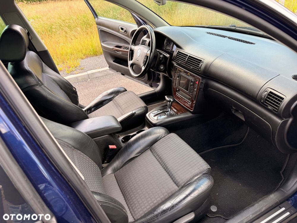Volkswagen Passat 1.9 TDI Highline Tiptr - 8